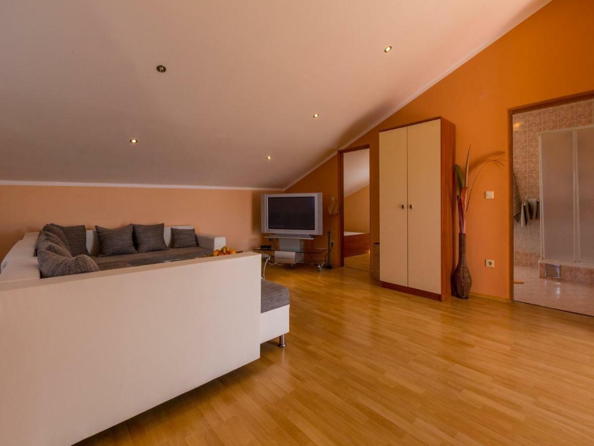 Apartments Alin دْغاماي المظهر الخارجي الصورة