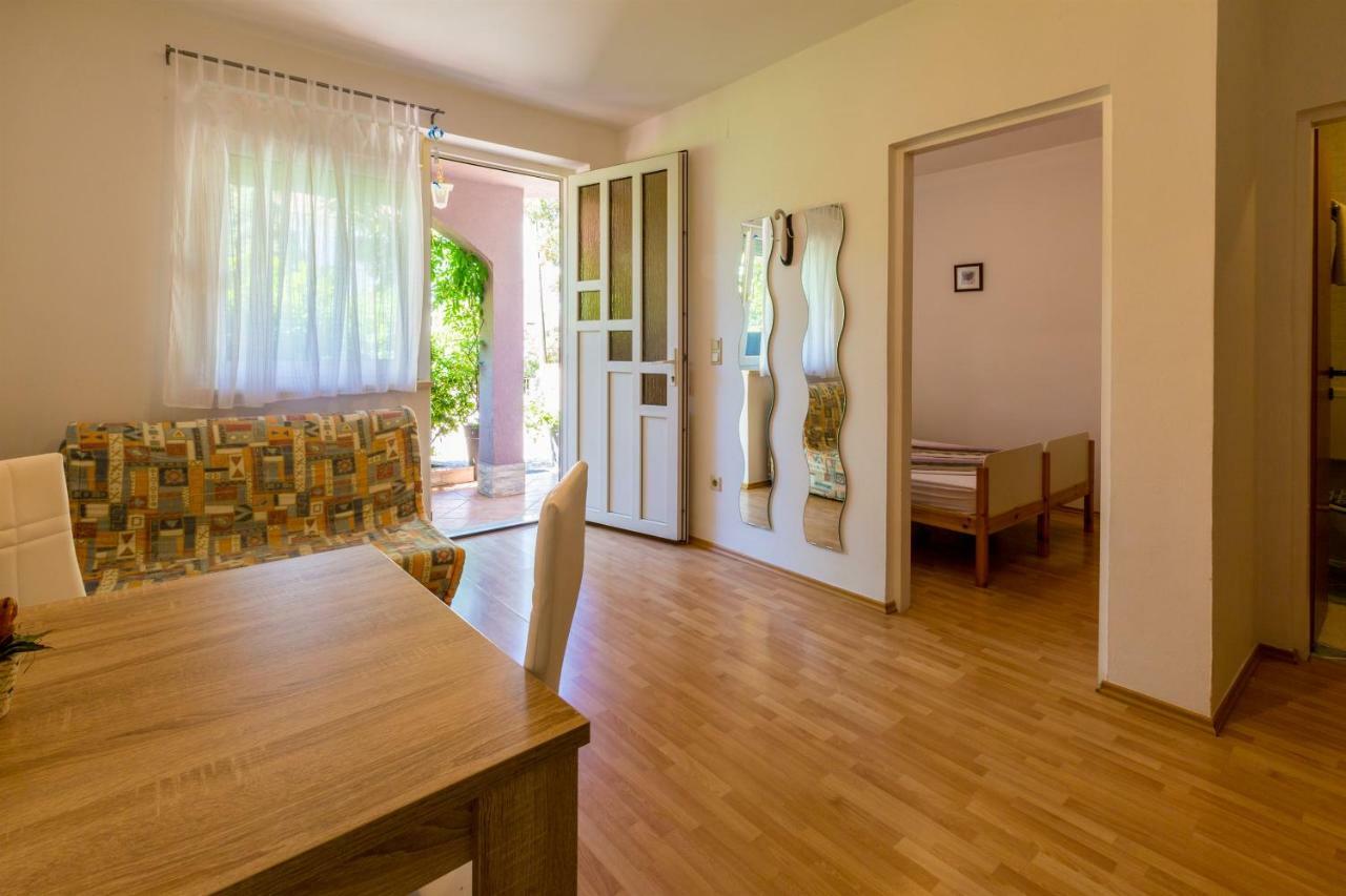 Apartments Alin دْغاماي المظهر الخارجي الصورة