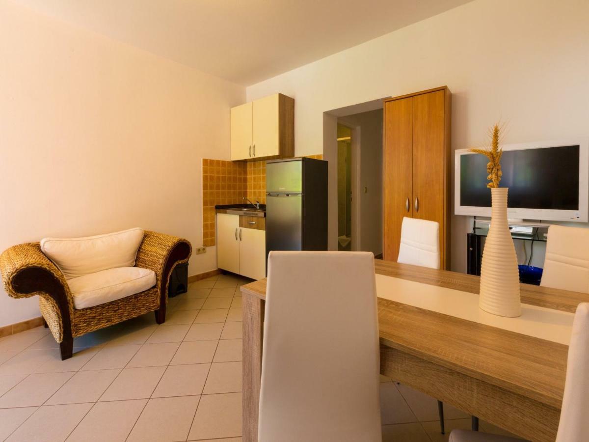 Apartments Alin دْغاماي المظهر الخارجي الصورة