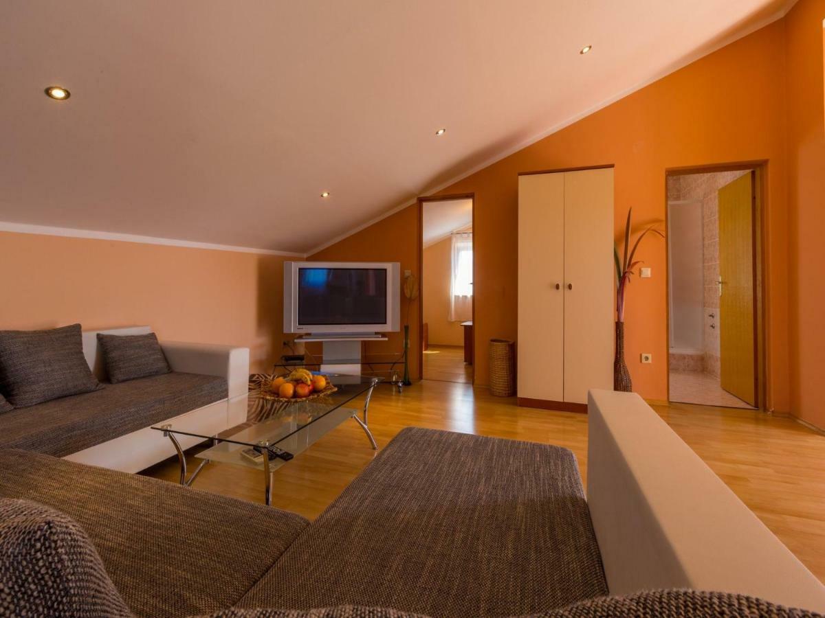 Apartments Alin دْغاماي المظهر الخارجي الصورة
