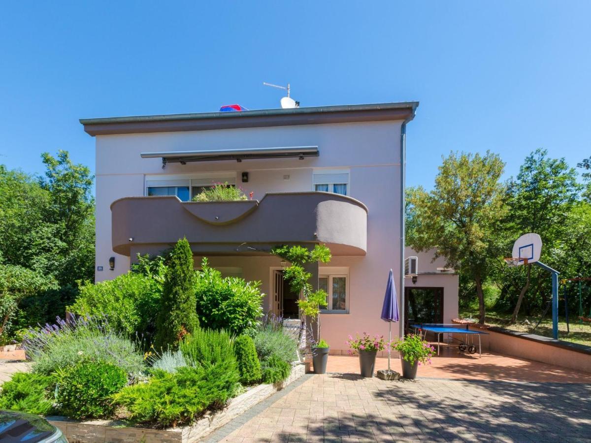 Apartments Alin دْغاماي المظهر الخارجي الصورة