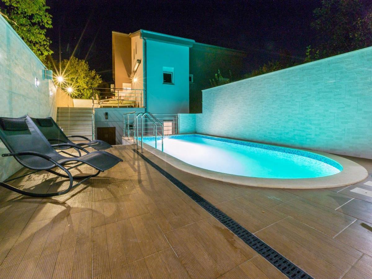 Apartments Alin دْغاماي المظهر الخارجي الصورة